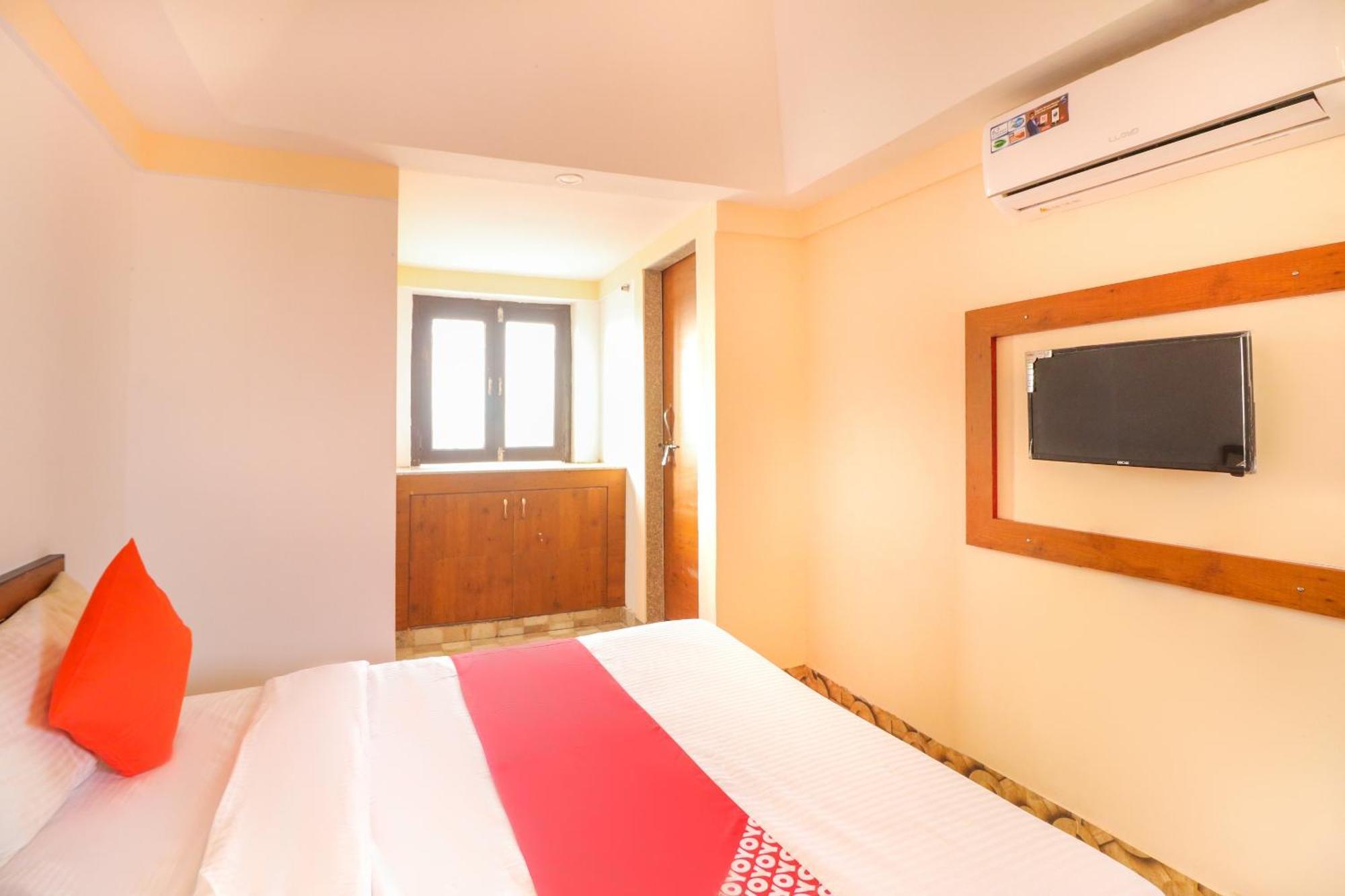 Oyo 66888 Gomti Resorts Alīgarh Exteriör bild